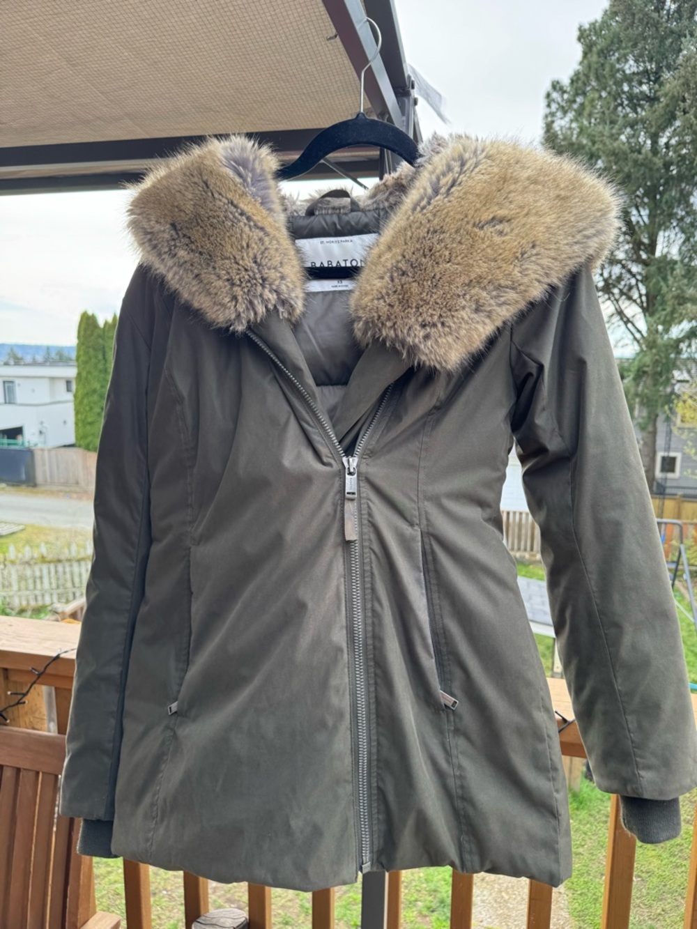 Babaton Puffer Parka St Mauritz Parka Faux Fur-Trim Hood down filled Aritizia